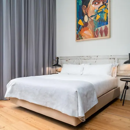 Limehome Rua Oliveiras Guest house